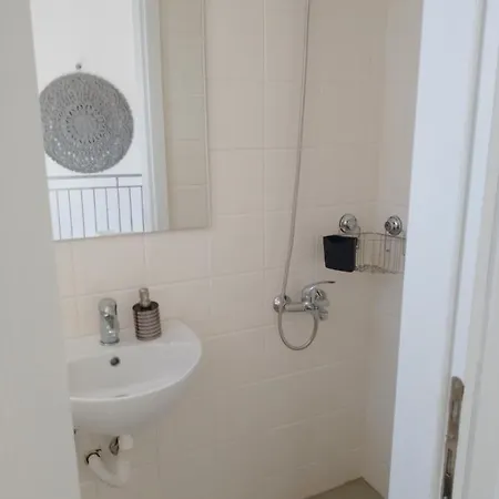 House 度假居